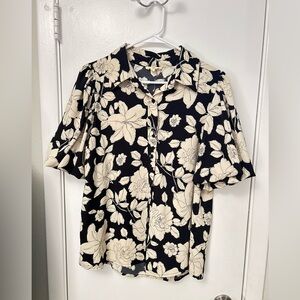 ENTRO Floral Black and Cream Button-Up Shirt, ZIZE L